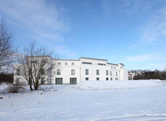 Das Neue Hotel Am Park Фрёнденберг Экстерьер фото